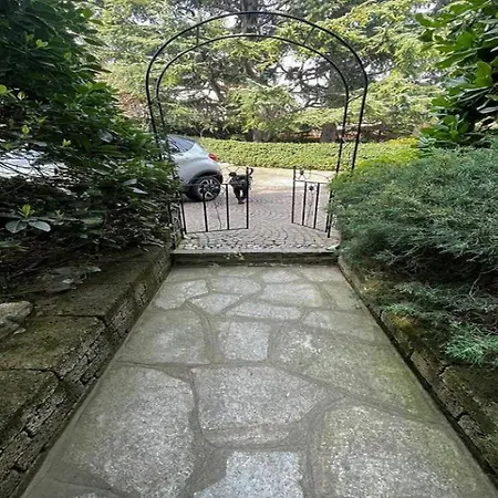 Apartmán Rose's Garden - Zona Tranquilla - Vicino Torino Pino Torinese