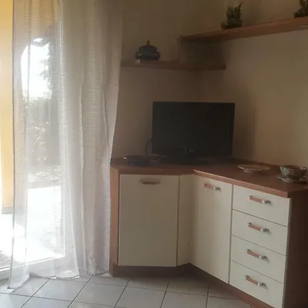 Apartman Rose's Garden - Zona Tranquilla - Vicino Torino