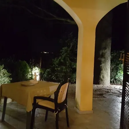 Apartman Rose's Garden - Zona Tranquilla - Vicino Torino