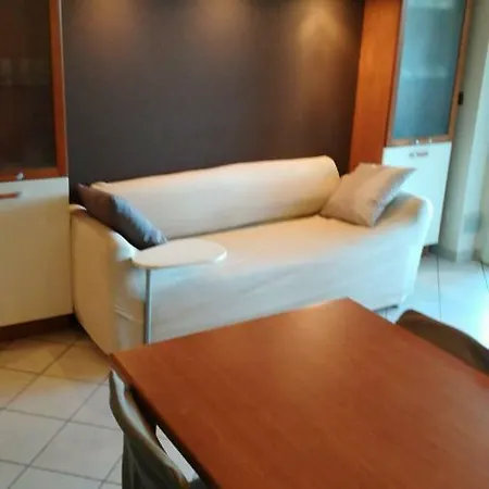 Rose's Garden - Zona Tranquilla - Vicino Torino Apartment *