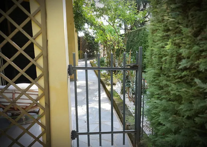 Rose's Garden - Zona Tranquilla - Vicino Torino Appartement